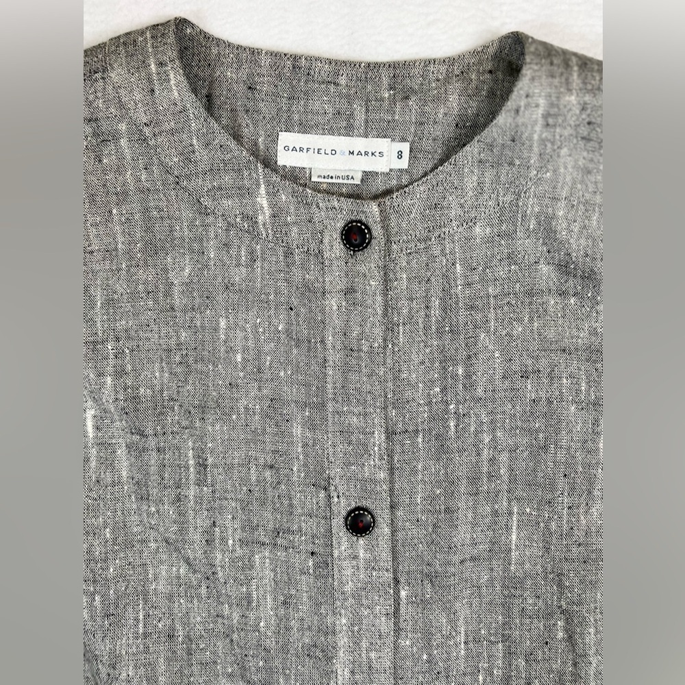 Garfield & Marks Cropped Button Front Blazer Line… - image 2